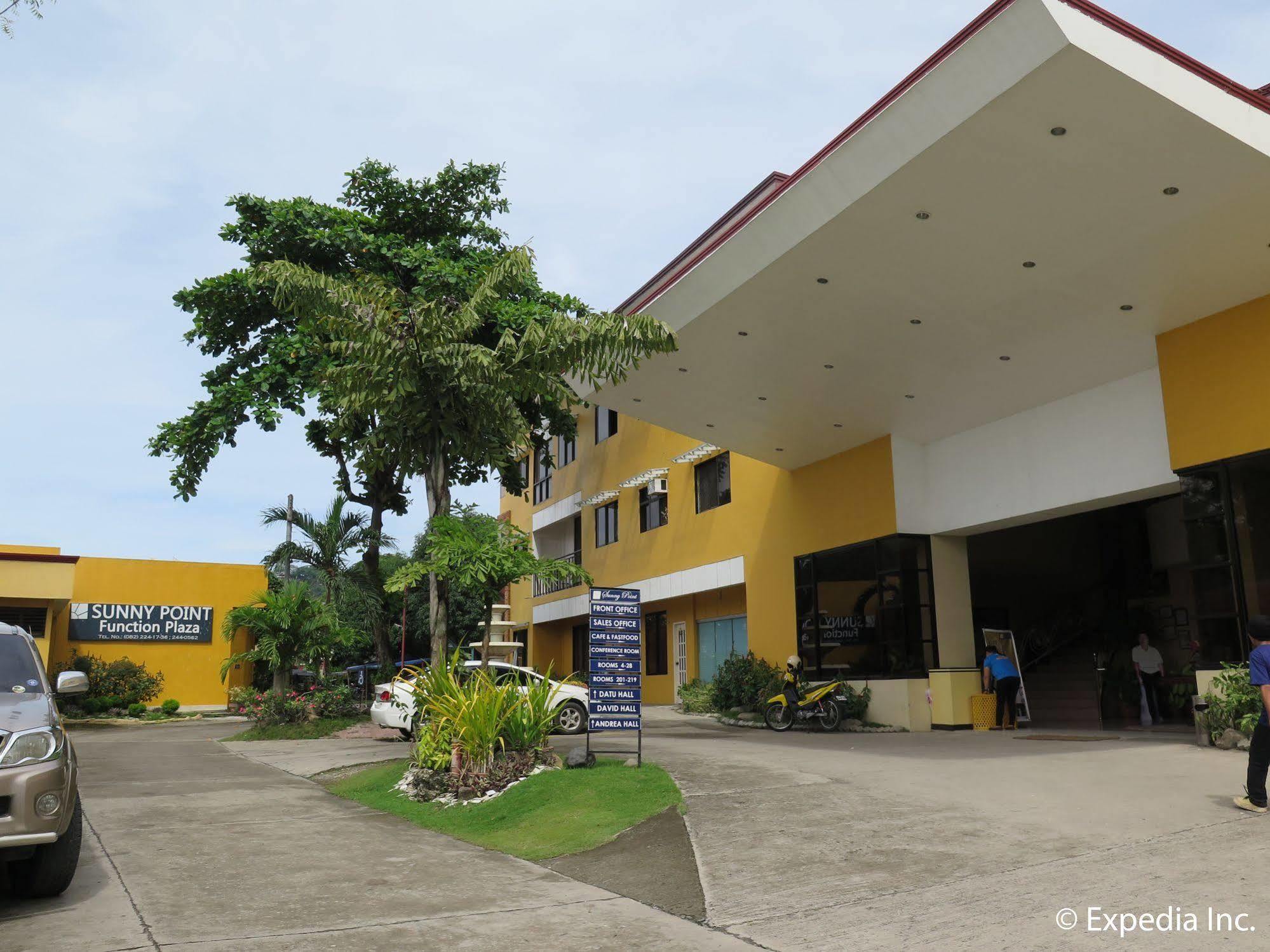 Oyo 197 Sunny Point Hotel Davao City Exteriér fotografie