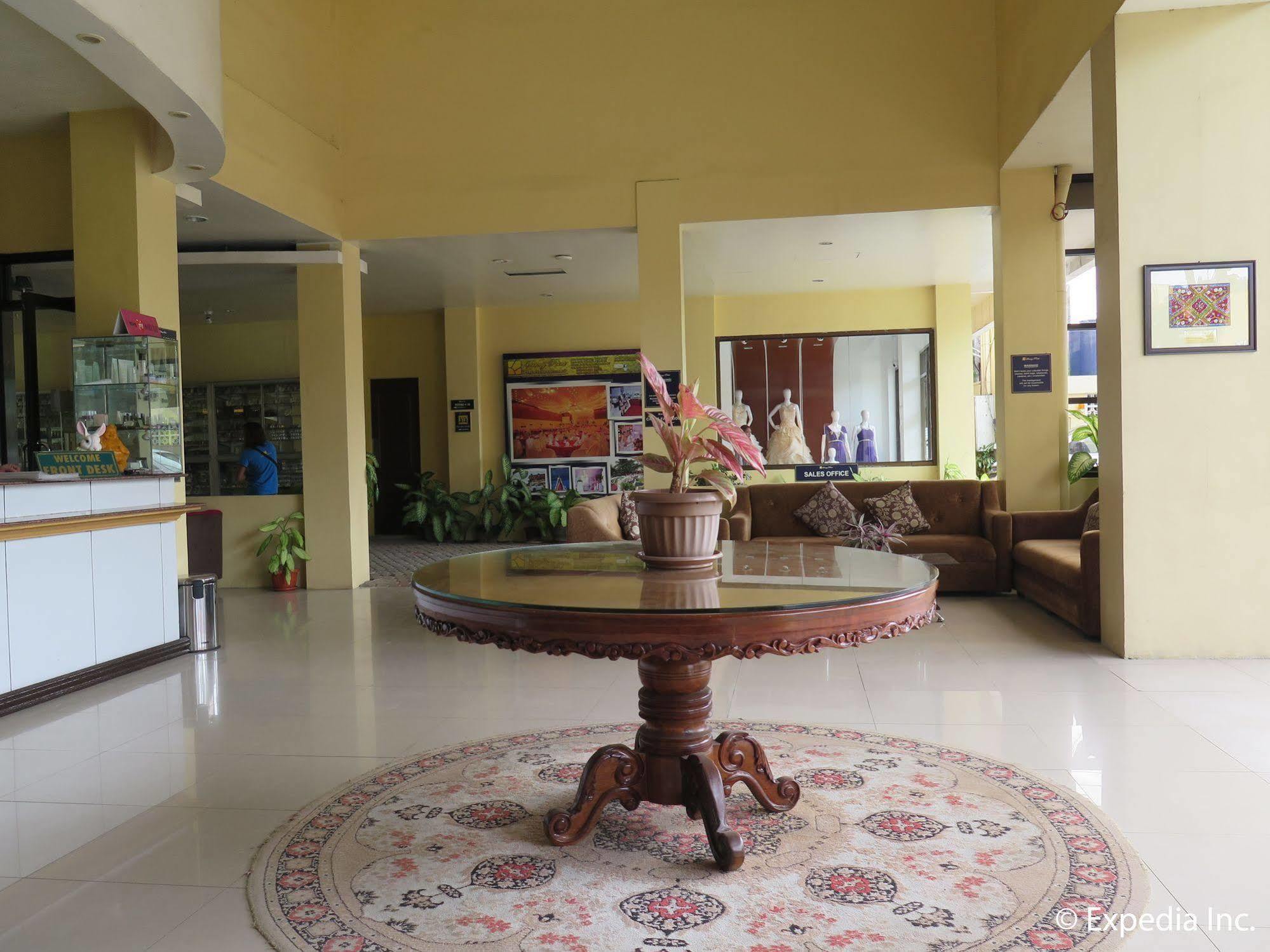Oyo 197 Sunny Point Hotel Davao City Exteriér fotografie